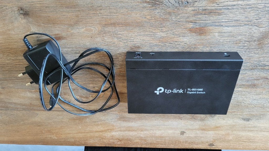 TP-Link TL-SG108E, Computers en Software, Netwerk switches, Ophalen of Verzenden, Gebruikt