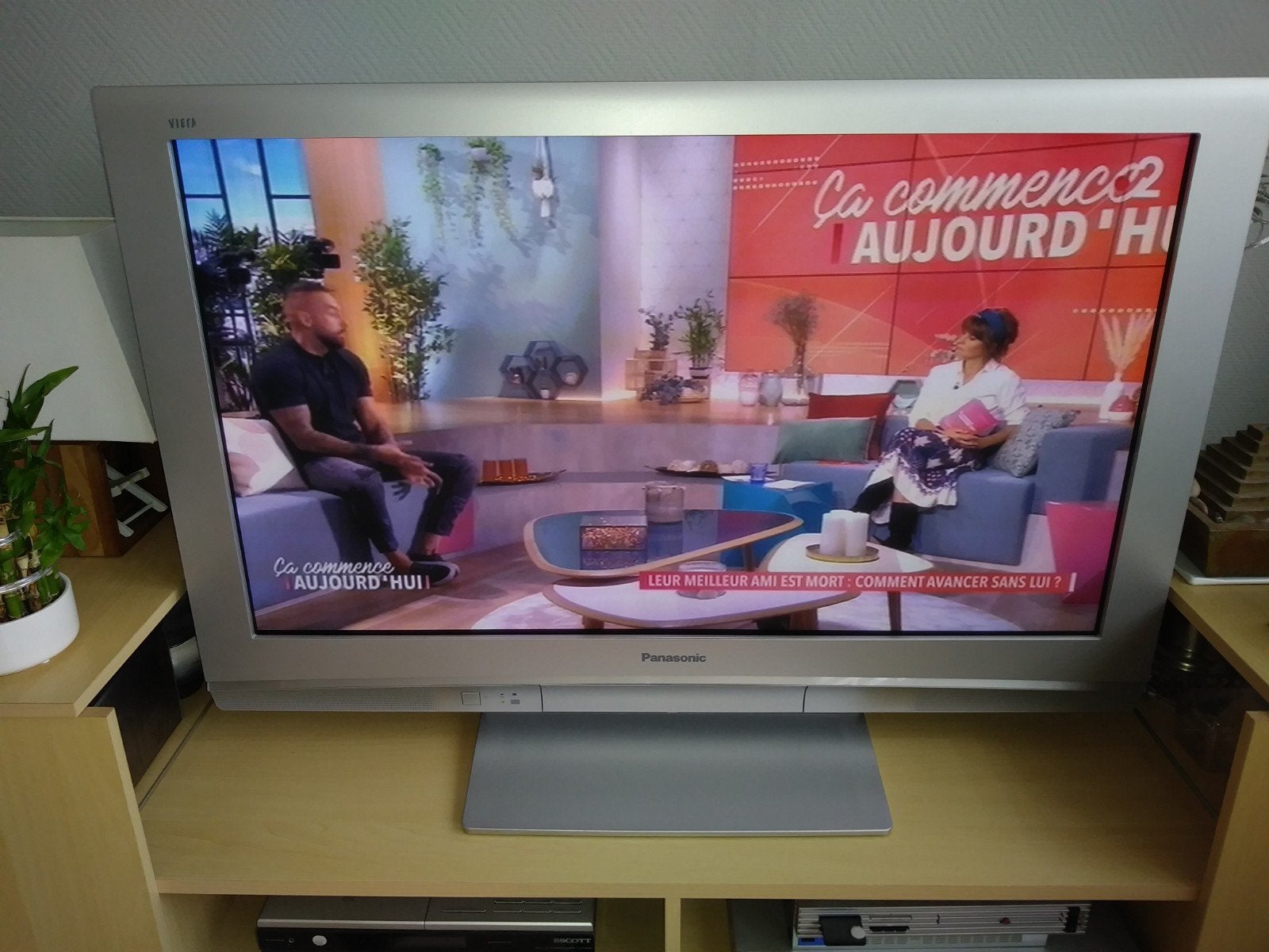Panasonic 'viera' tv: vrij groot 42' 108 cm nikkelgrijs!, Ophalen, Zo goed als nieuw, Origineel, Tv