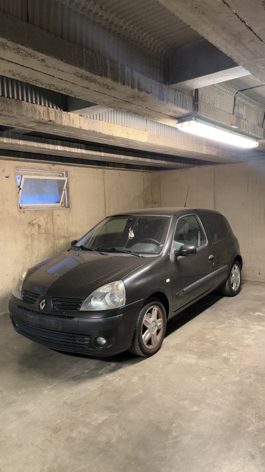 Renault Clio 2004, Autos, Renault, Achat, Boîte manuelle, Noir, 2 portes