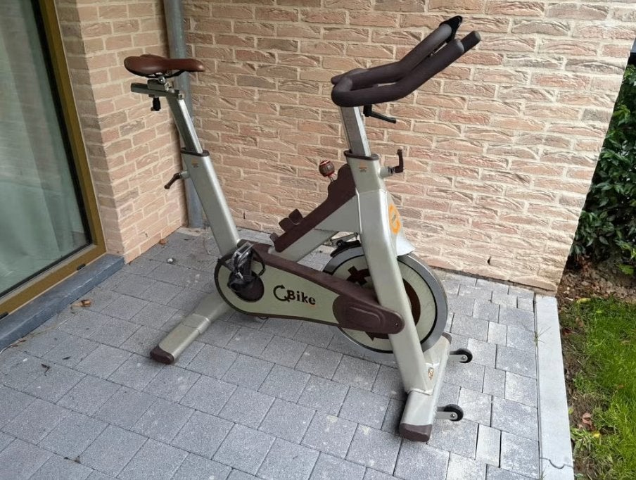 Spinningfiets, Sport en Fitness, Fitnessapparatuur, Ophalen, Gebruikt, Metaal, Spinningfiets