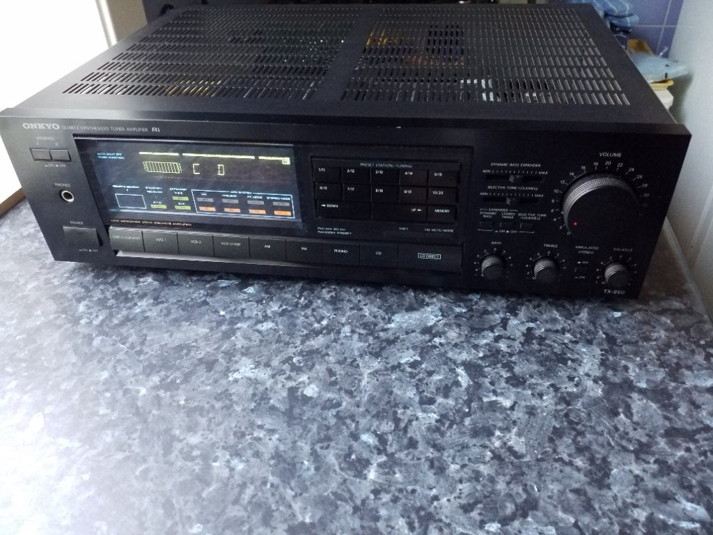 ONKYO R1 TX 850 , 2 X 68 WATTS RMS/ 8 OHM , mint staat., 60 à 120 watts, Comme neuf, Enlèvement, Onkyo