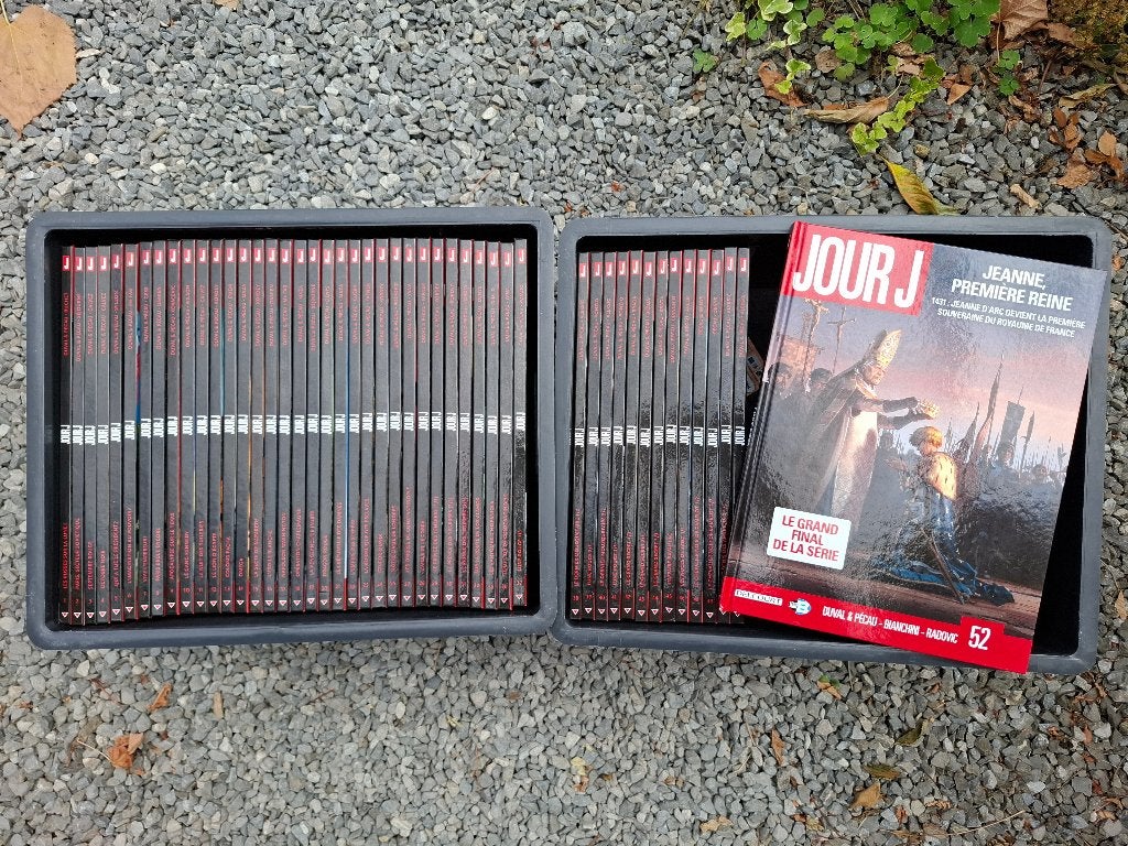 COLLECTION JOUR J TOMES 1 A 52 SERIE COMPLETE !! TTBE, Série complète ou Série, Enlèvement ou Envoi, Comme neuf