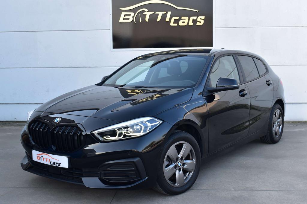 BMW 1 Serie 116 Shadow-look* Navi* DAB-radio* Camera* 2j Gar, Autos, BMW, Achat, Euro 6, Entreprise, Noir