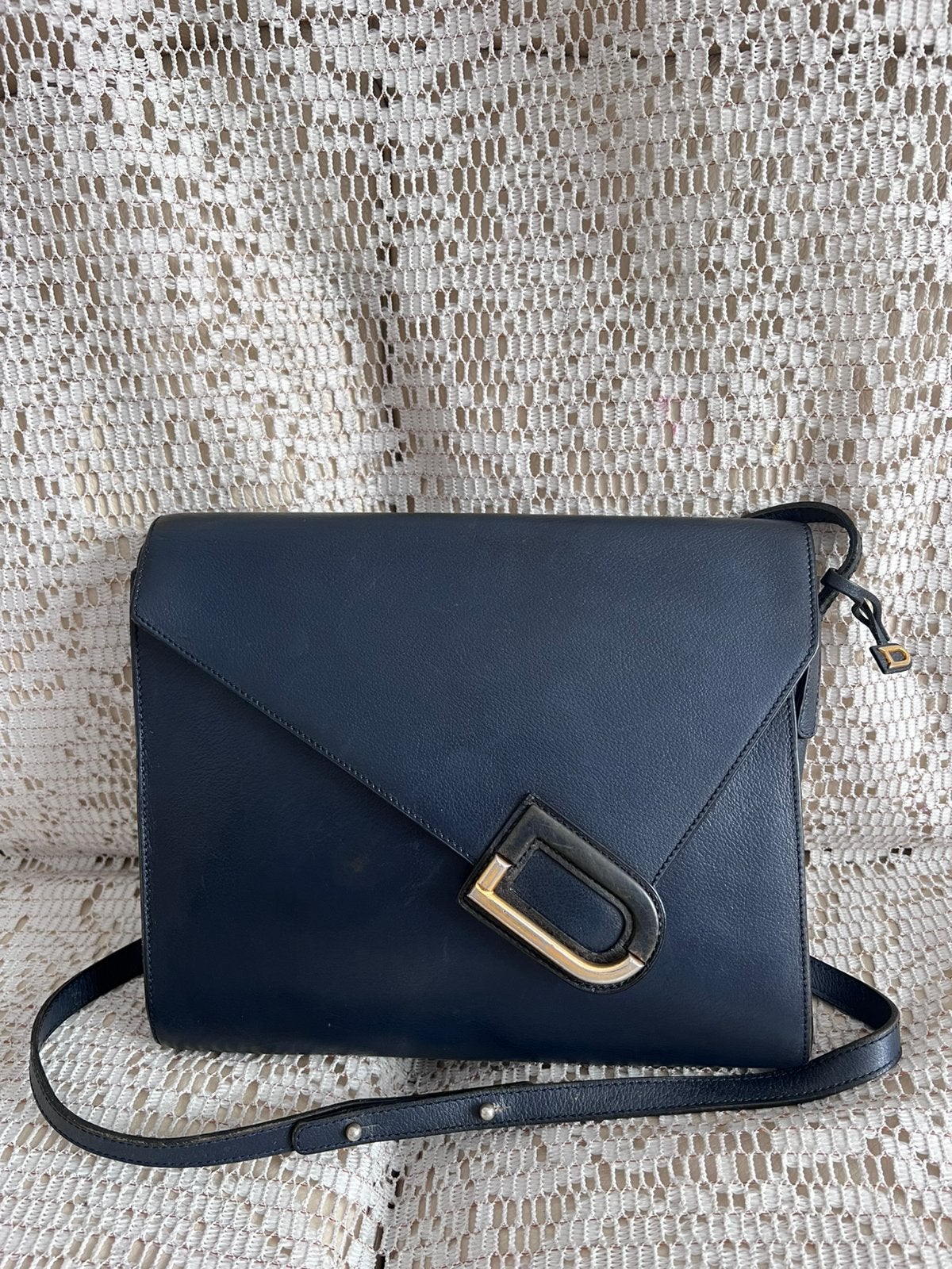 Sac DELVAUX modèle Romeo cuir bleu marine, Enlèvement ou Envoi, Comme neuf, Bleu, Cuir