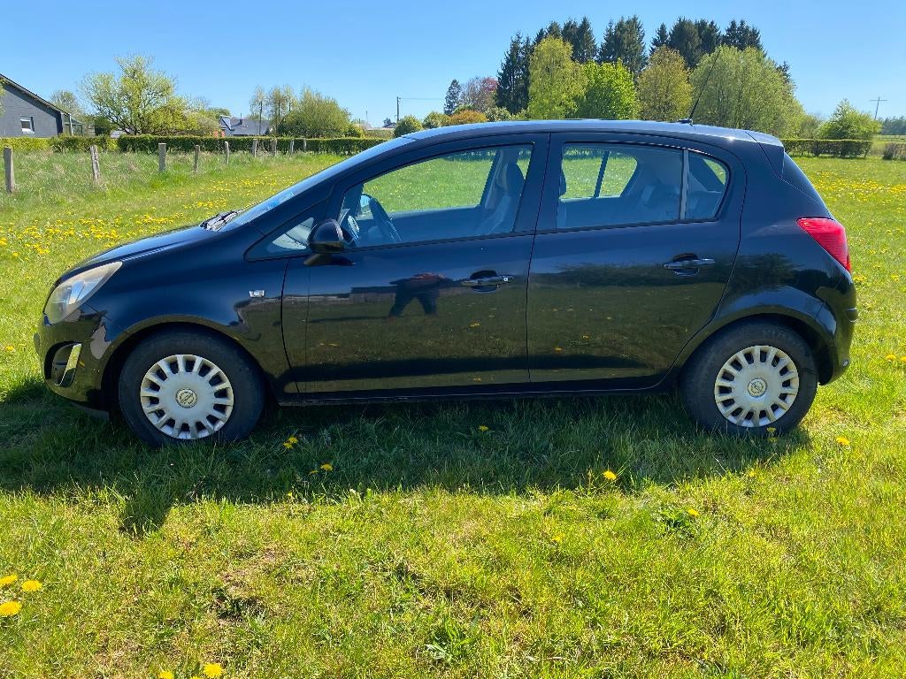 opel corsa diesel  1000 €, Auto's, Opel, Bedrijf, Corsa, ABS, Airbags, Airconditioning, Bluetooth, Boordcomputer, Centrale vergrendeling