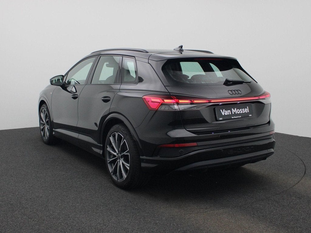 Audi Q4 e-tron 40 S edition 77 kWh (automatique), Achat, Noir, 5 places, 1000 kg