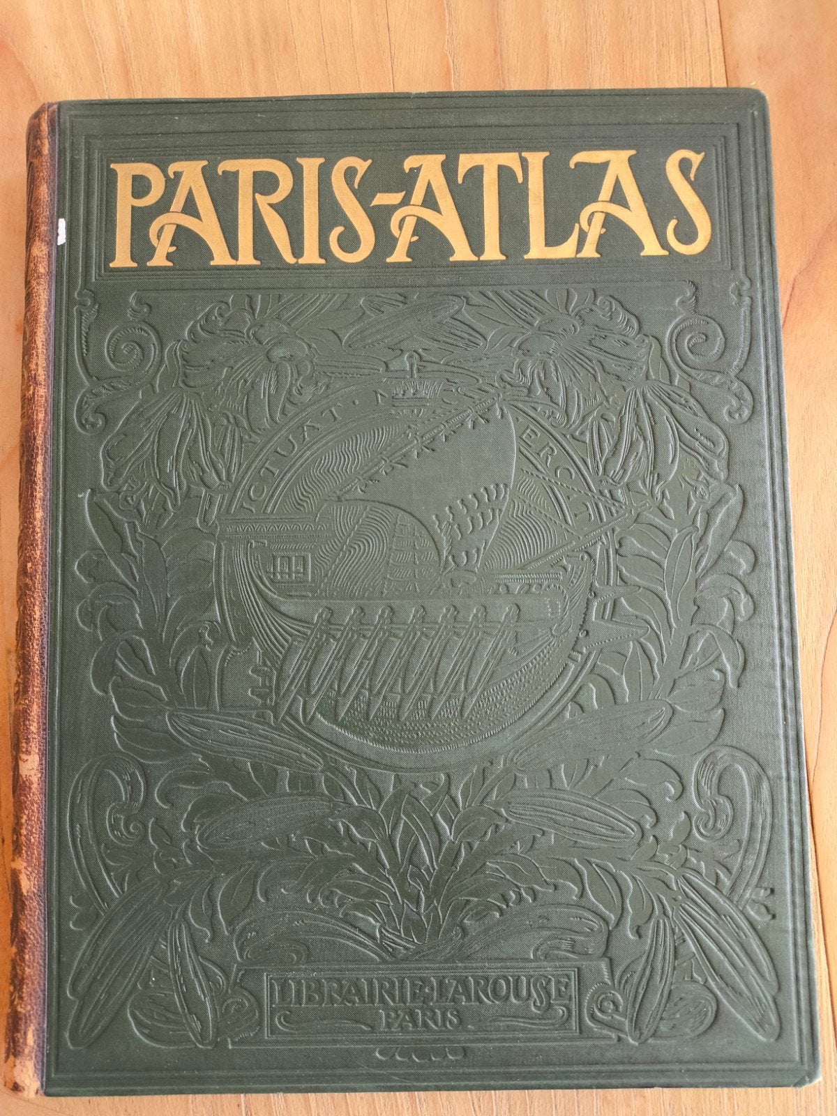 PARIS ATLAS : LAROUSSE. Très bon état général. Année 1900., Enlèvement