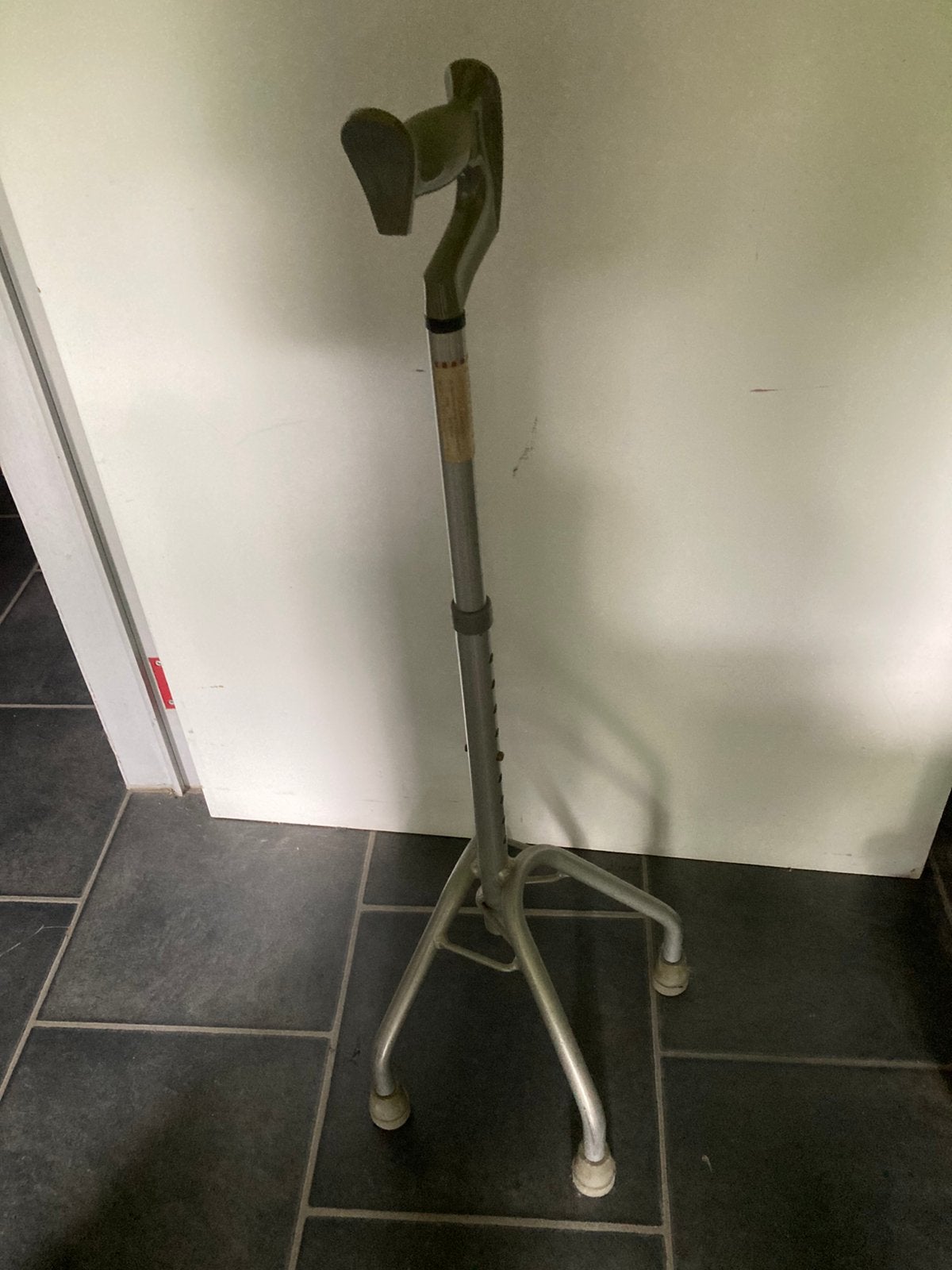 Wandelstok, Ophalen, Zo goed als nieuw