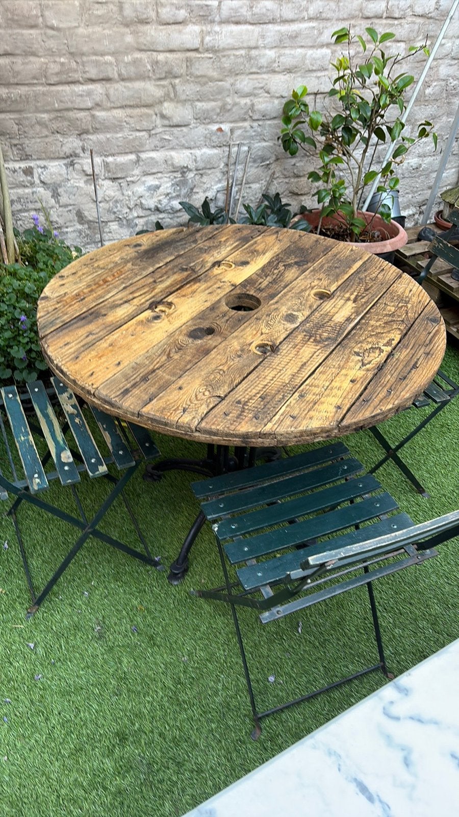 Ensemble de jardin, Enlèvement, Comme neuf, Rond, Bois