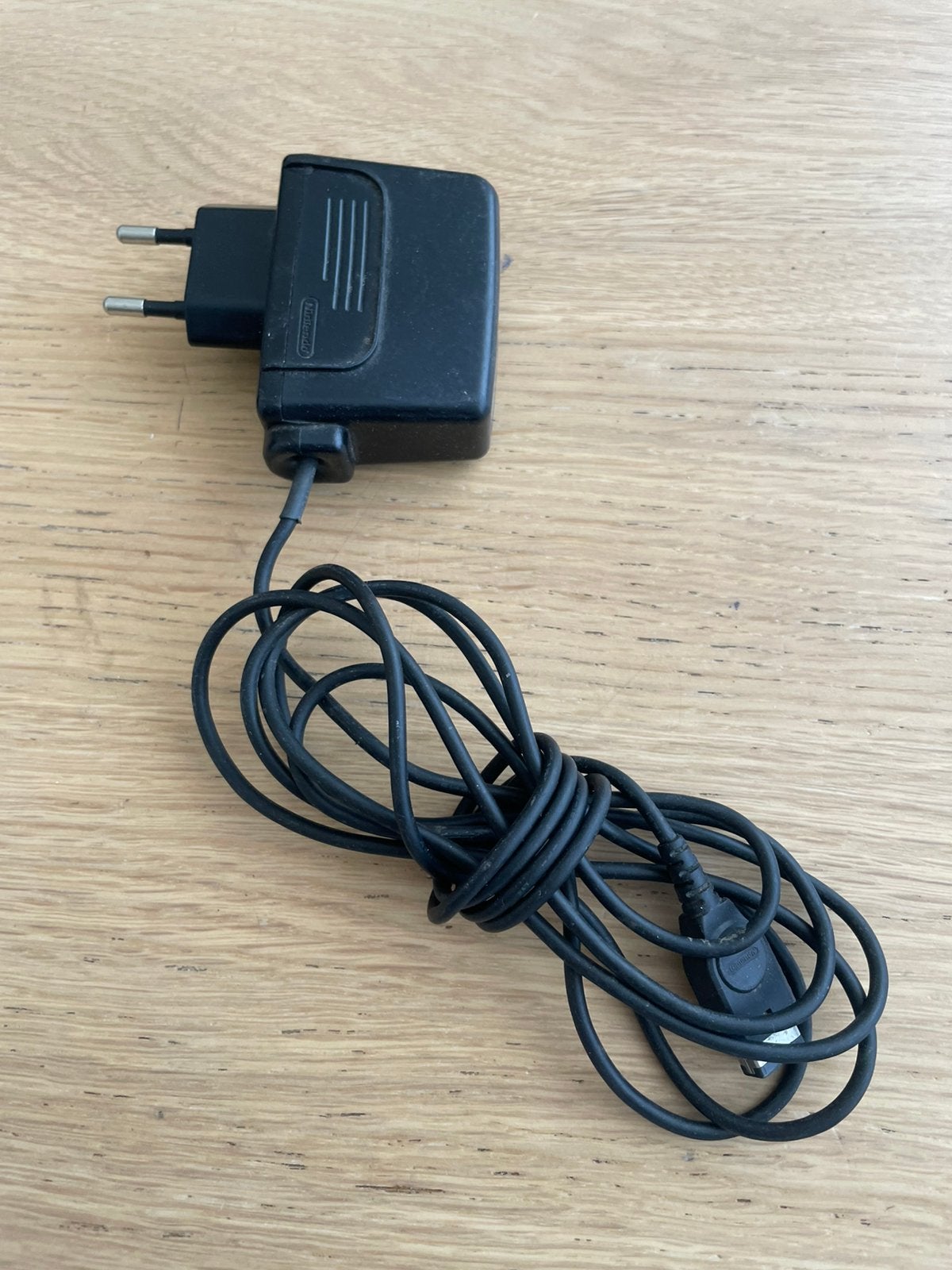 Chargeur Gameboy SP, Consoles de jeu & Jeux vidéo, Enlèvement, Utilisé