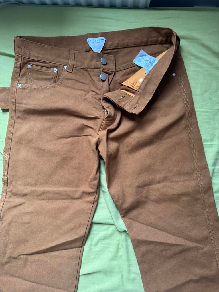 Bottega Veneta SS20 Carpenter broek by Daniel Lee, Ophalen of Verzenden, Nieuw, Maat 48/50 (M), Bruin