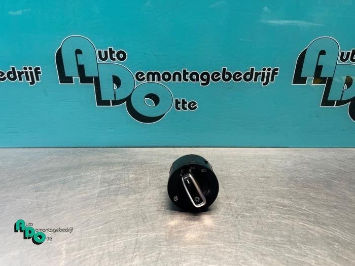 Licht Schakelaar van een Volkswagen Caddy (Caddy 04-), Gebruikt, -, Volkswagen, -
