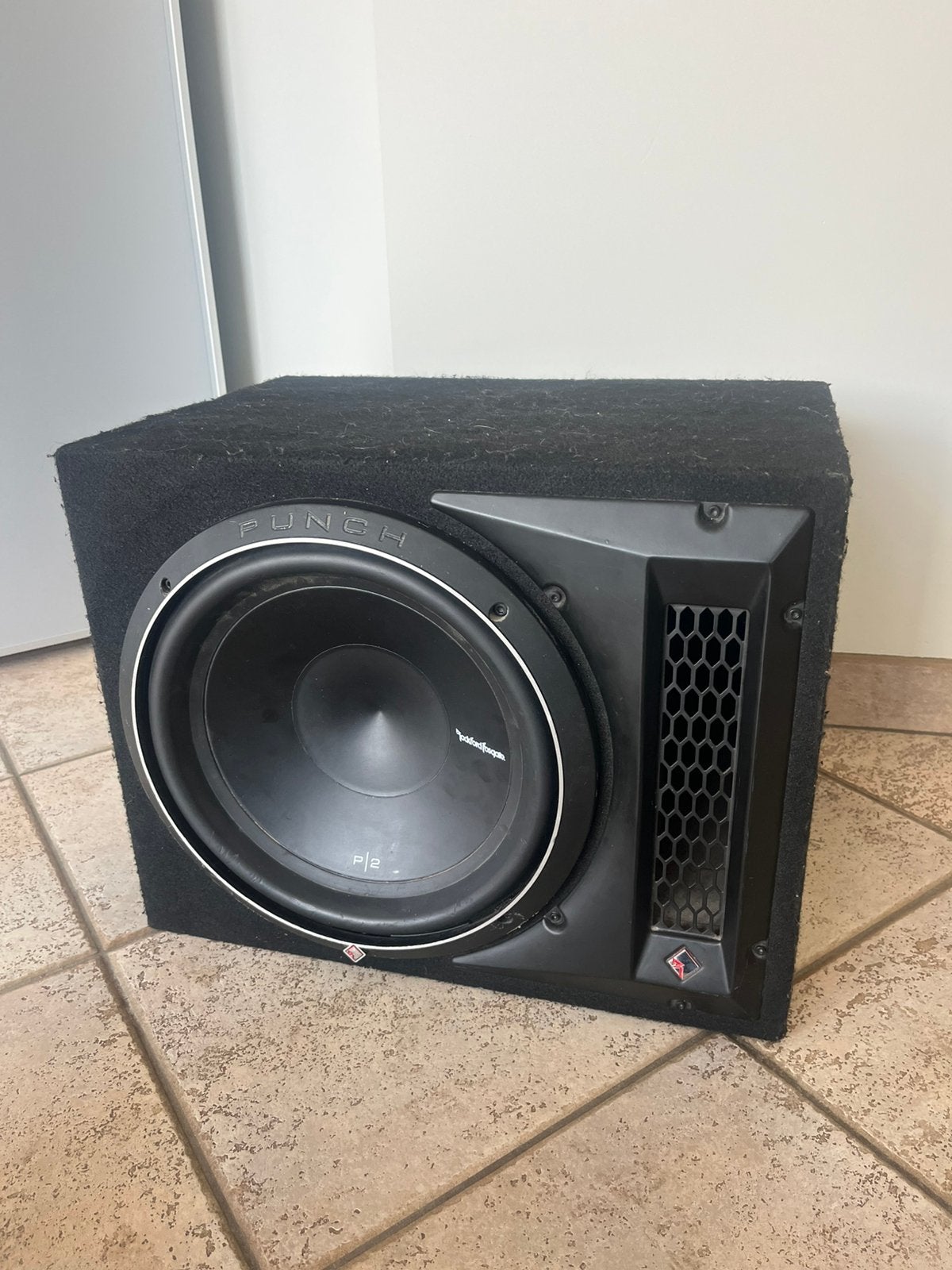 Punch P2-1X12 by Rockford Fosgate, Audio, Tv en Foto, Luidsprekerboxen, Ophalen of Verzenden, Zo goed als nieuw, 150 watt of meer