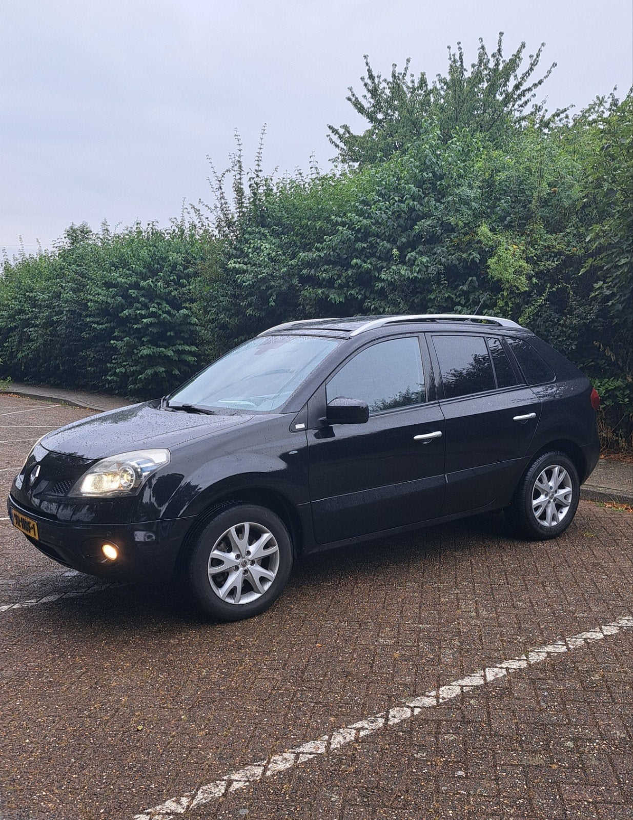 Renault Koleos 2.5 16V  initiale, Voorwielaandrijving, Zwart, 4 cilinders, Zwart