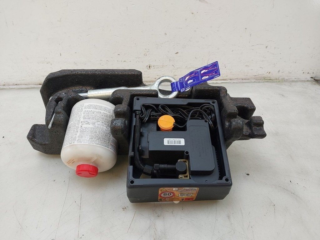 DIVERSEN Banden reparatieset V60 I (FW / GW) (|32243738|), Auto-onderdelen, Overige Auto-onderdelen, Volvo, Gebruikt