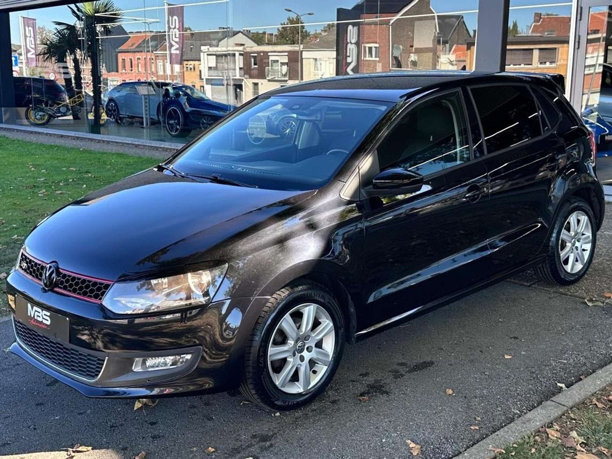 Volkswagen Polo *1.4i* NAVI* 5PORTES* REGULATEUR DE VITESSE*, Auto's, Voorwielaandrijving, Euro 5, Stof, 4 cilinders