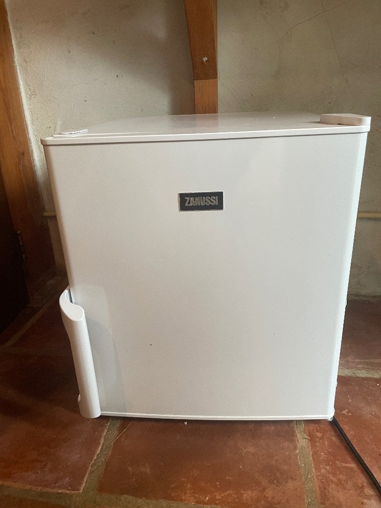 Kleine ijskast, Ophalen, Gebruikt, Minder dan 85 cm, Minder dan 75 liter