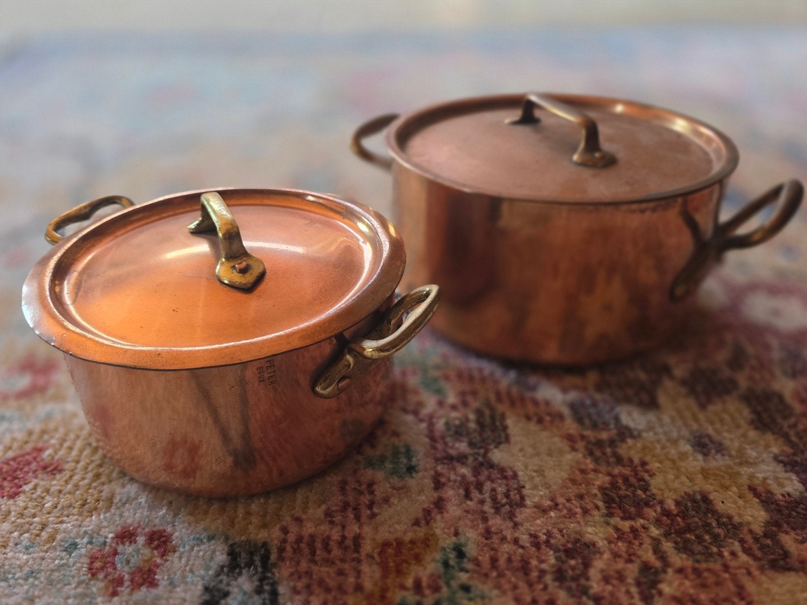 Ensemble de vieux pots en cuivre avec couvercles, Enlèvement
