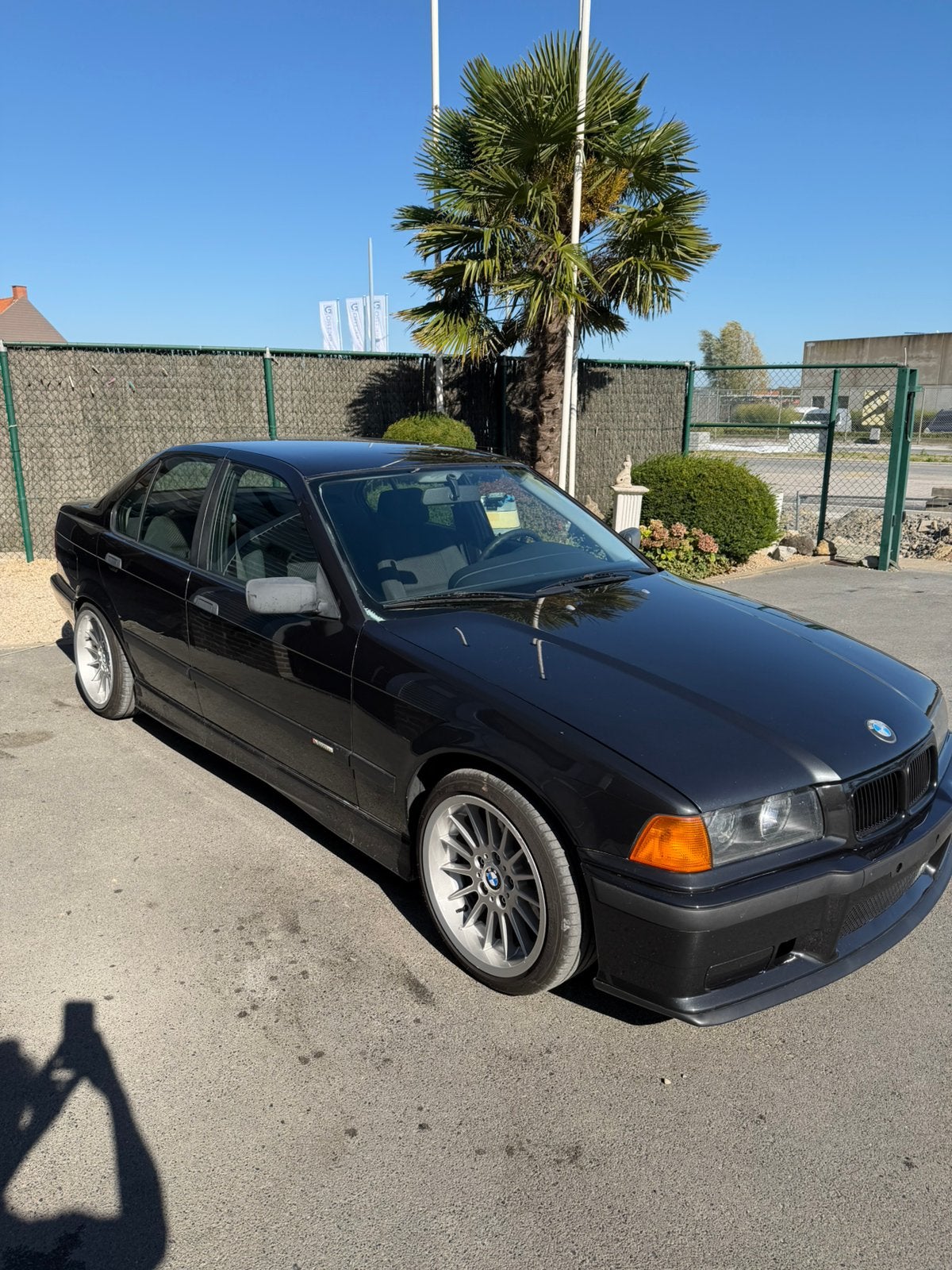 Bmw 318i benzine oldtimer al gekeurd voor verkoop, foto 4