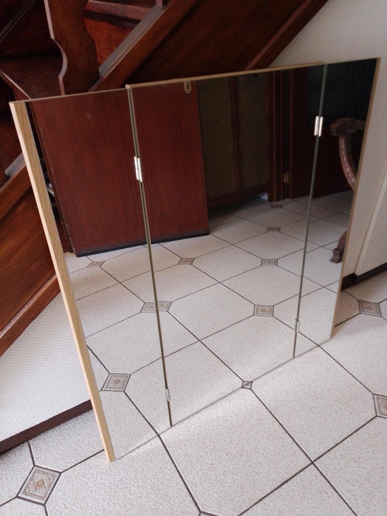 Miroir en 3 battants parfait état larg. 90 cm hauteur 95 cm, Enlèvement