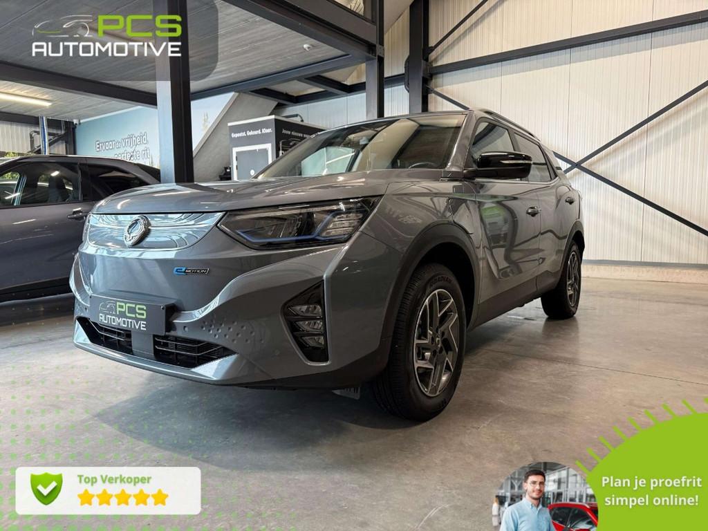 SsangYong Korando E-Motion/1e eigenaar/2023/3.800km/fabrieks, Autos, Système audio, Argent ou Gris, Achat, Entreprise