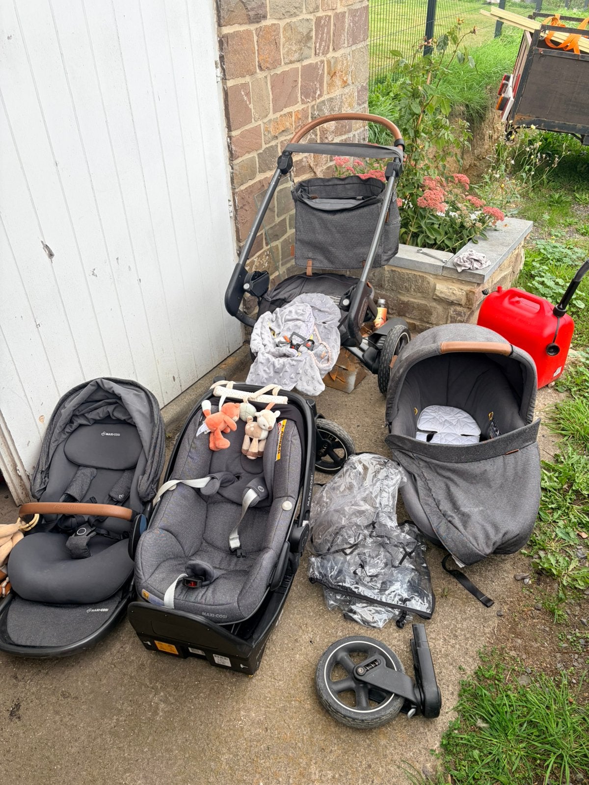Poussette maxicosy tout terrain avec nacelle et base isofix, Avec siège auto, Enlèvement, Utilisé, Poussette