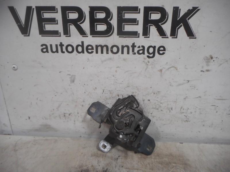 SERRURE CAPOT Volkswagen Bora (1J2) (1jo823509c), Autos : Pièces & Accessoires, Utilisé, Volkswagen