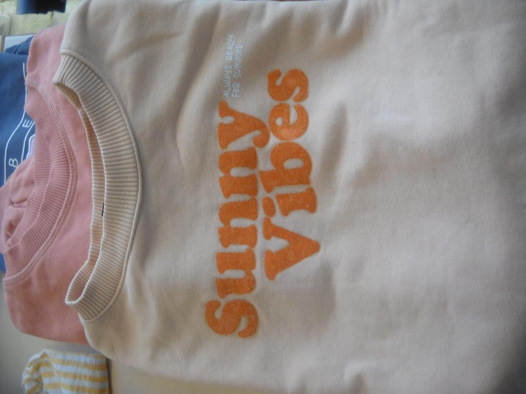 3 sweaters -meisjes-146-mooie staat, Ophalen, Zo goed als nieuw, Meisje
