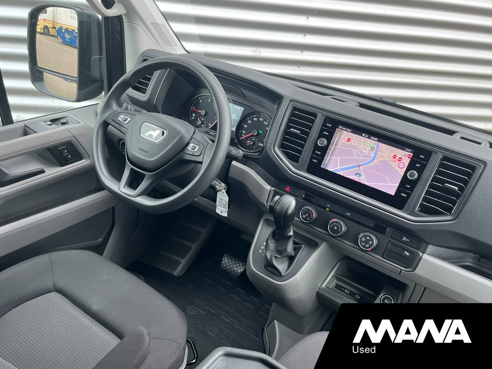MAN TGE 3.180 L3H2 DC • Indium Grey • trekhaak • navi, Autos, 177 ch, Argent ou Gris, Achat, Entreprise