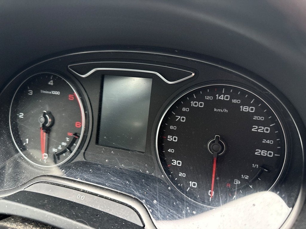 INSTRUMENTS DE BORD A3 Sportback (8VA / 8VF) (|8V0920870B|), Auto-Union-Straße  1,
85057  Ingolstadt, DE, Info@audi.de, Audi, Utilisé