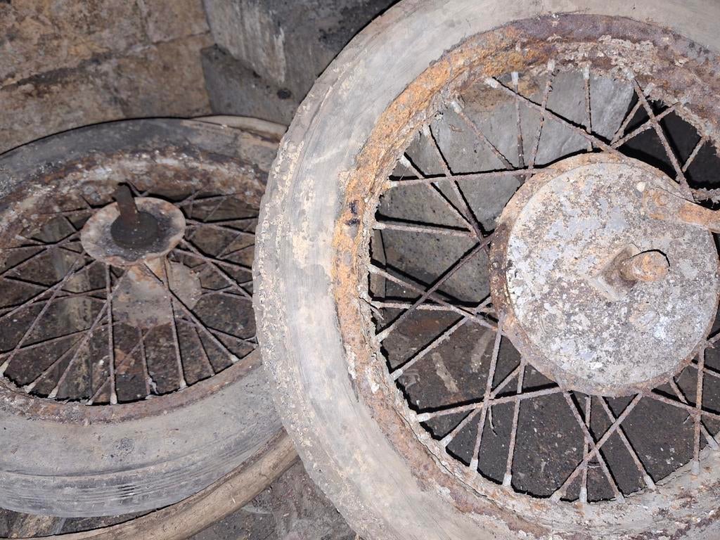 Antieke motorwielen, Motoren
