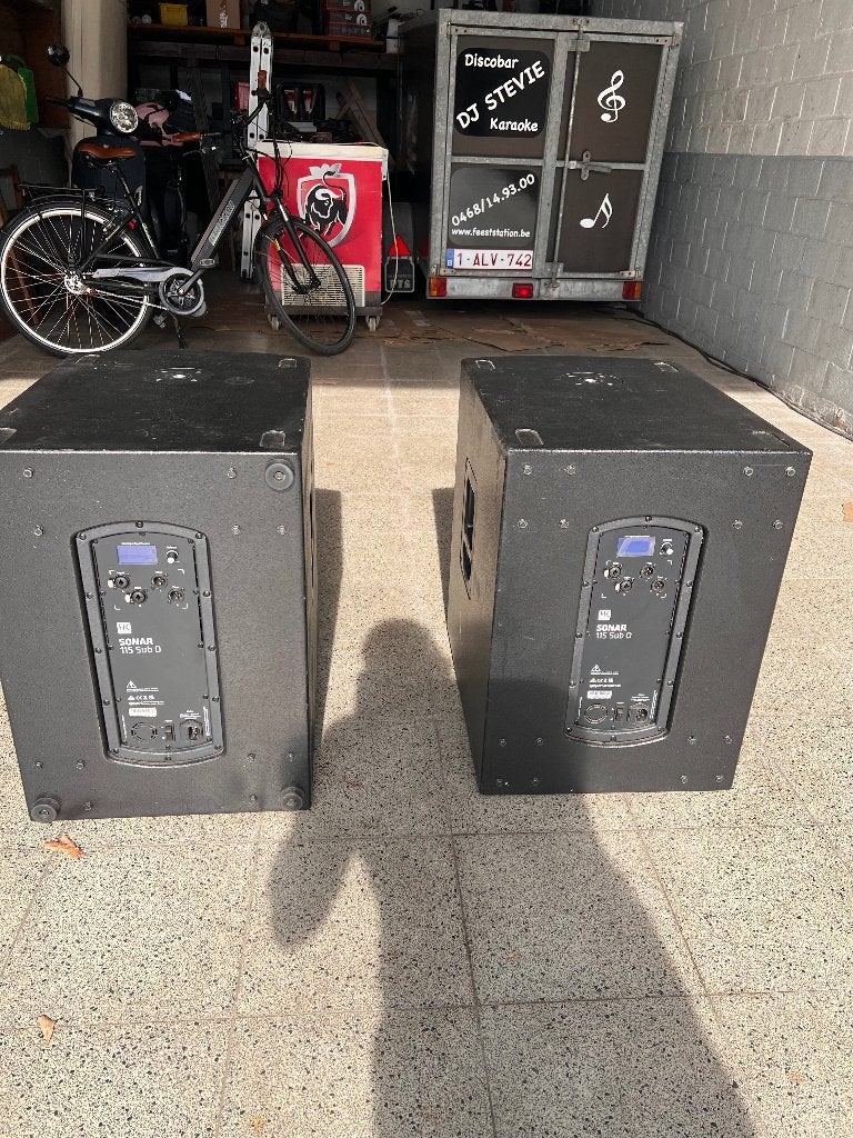 2x HK Sonar SUB 115-D, TV, Hi-fi & Vidéo, Autres marques, Subwoofer, Enlèvement, Utilisé