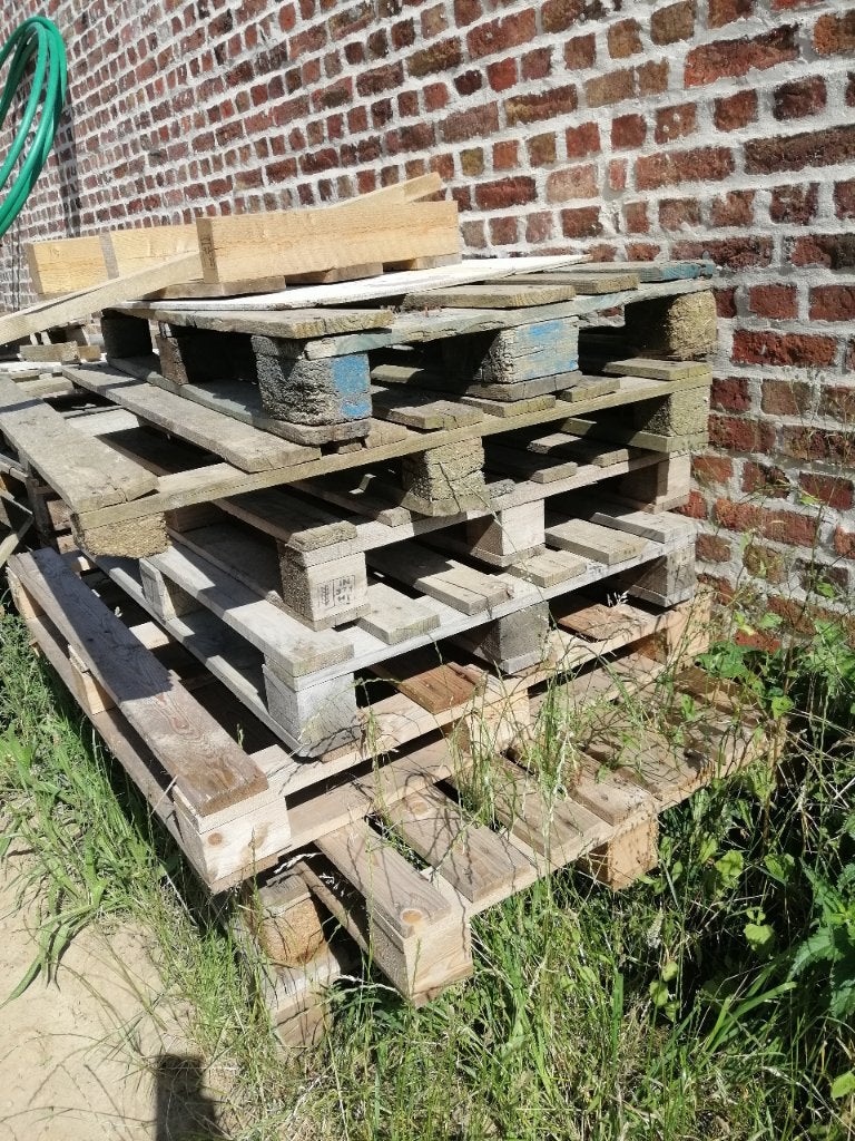 Palettes gratuites, Enlèvement, Utilisé