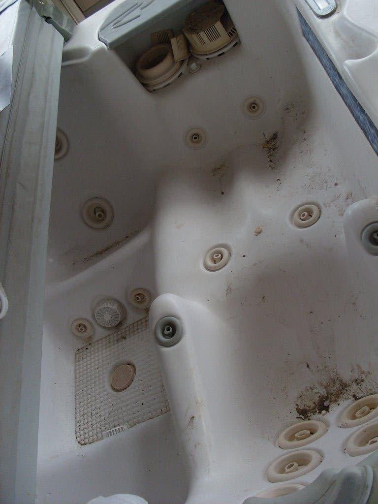 Jacuzzi, Jardin & Terrasse, Bains à remous et Spas, Enlèvement, Utilisé, Escalier, Fixé