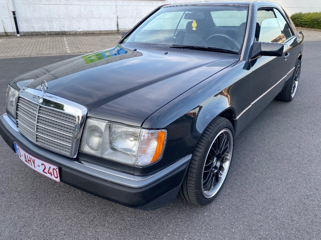 Mercedes-Benz 230CE Coupé met airco, Autos, Achat, Mercedes-Benz, Automatique, Essence