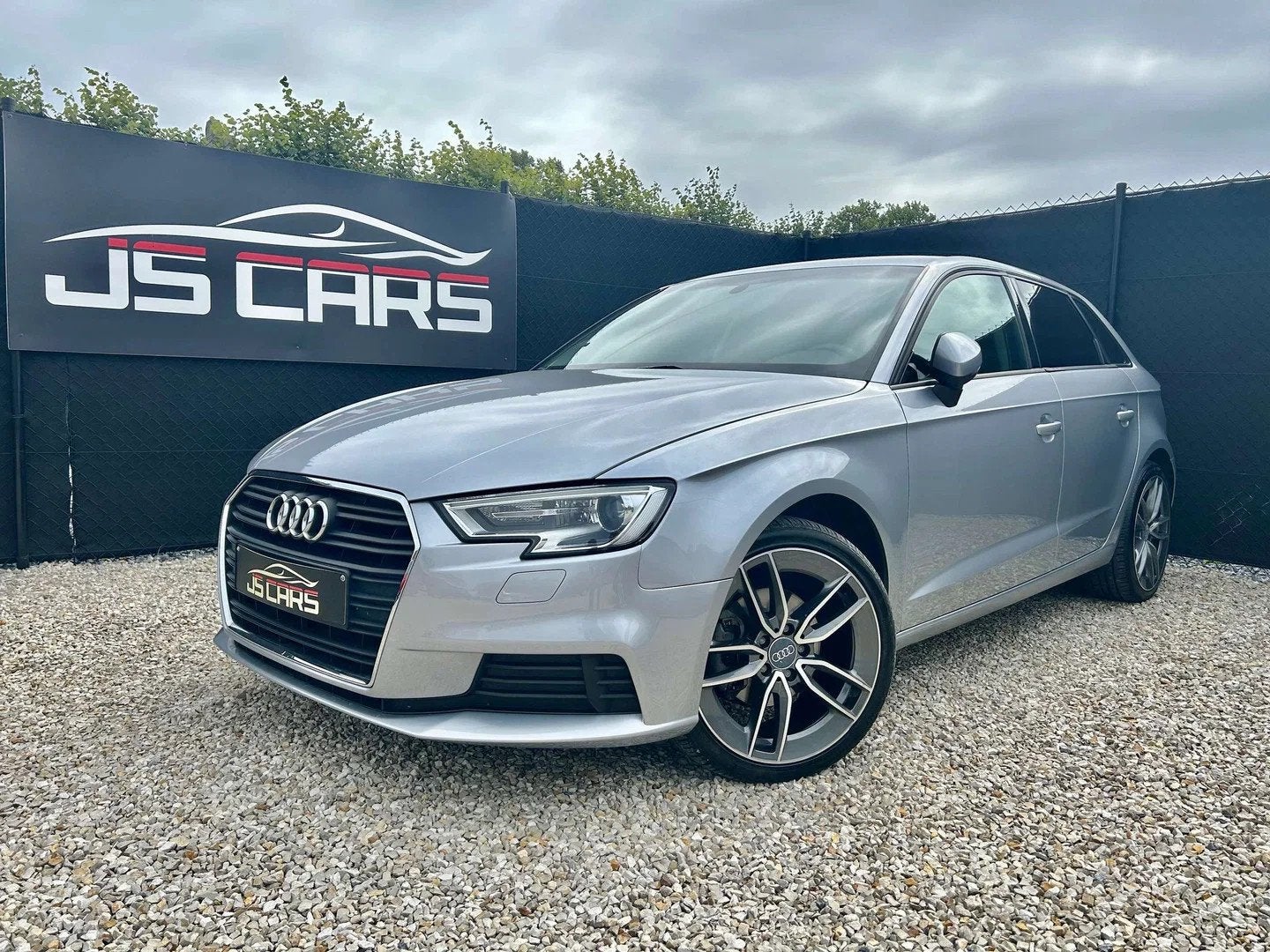 Audi A3 Sportback 1.6 TDi Business Edition S tronic*LED*GPS*, Automaat, Gebruikt, Euro 6, 4 cilinders