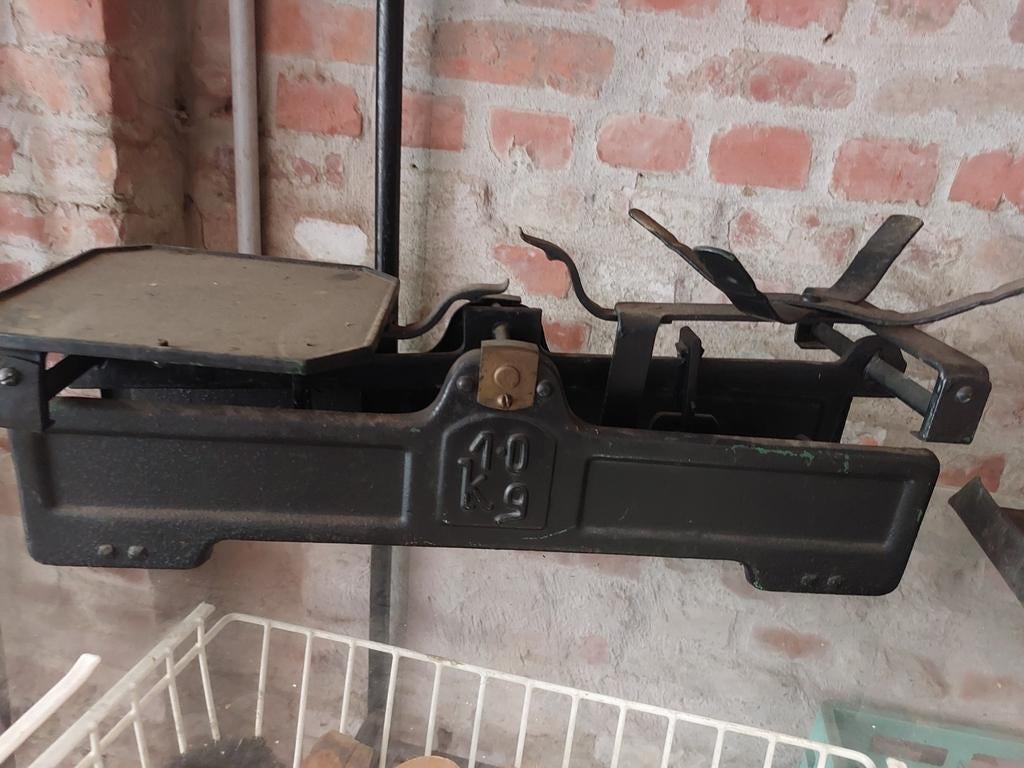 Oude gietijzeren balansweegschaal 10 kg – vintage weegschaal, Antiek en Kunst, Ophalen