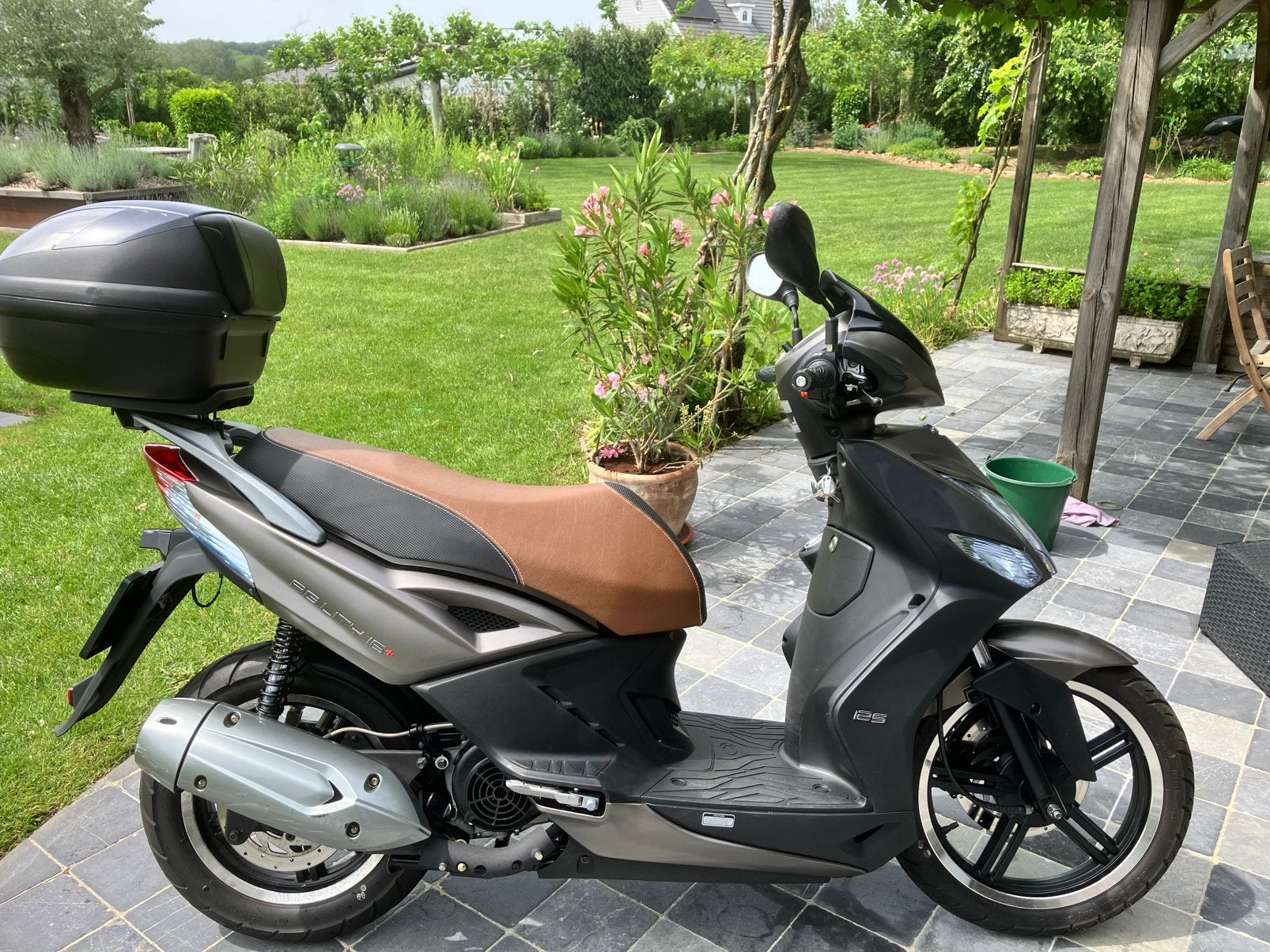 Kymco agility 16+ 125cc, Ophalen, Zo goed als nieuw, Agility