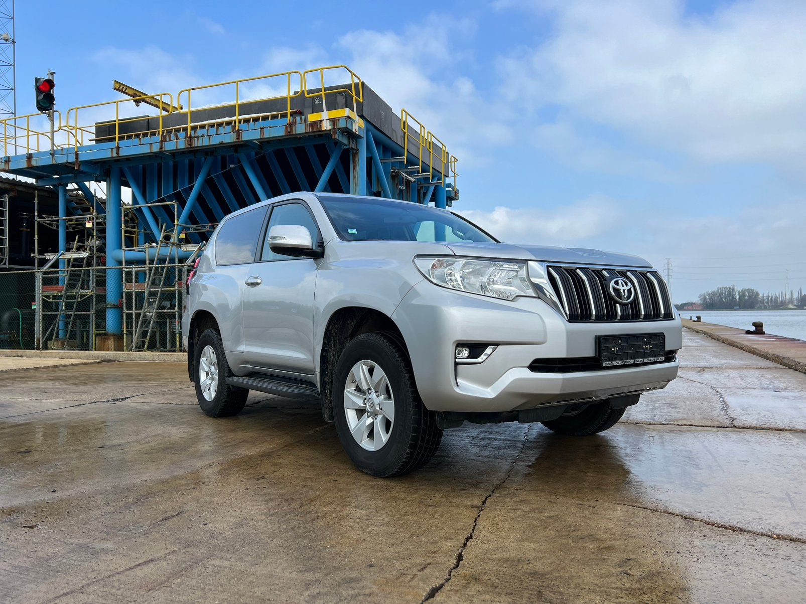 Wij kopen alle modellen *LAND CRUISER* (ook met schade), Entreprise, Achat