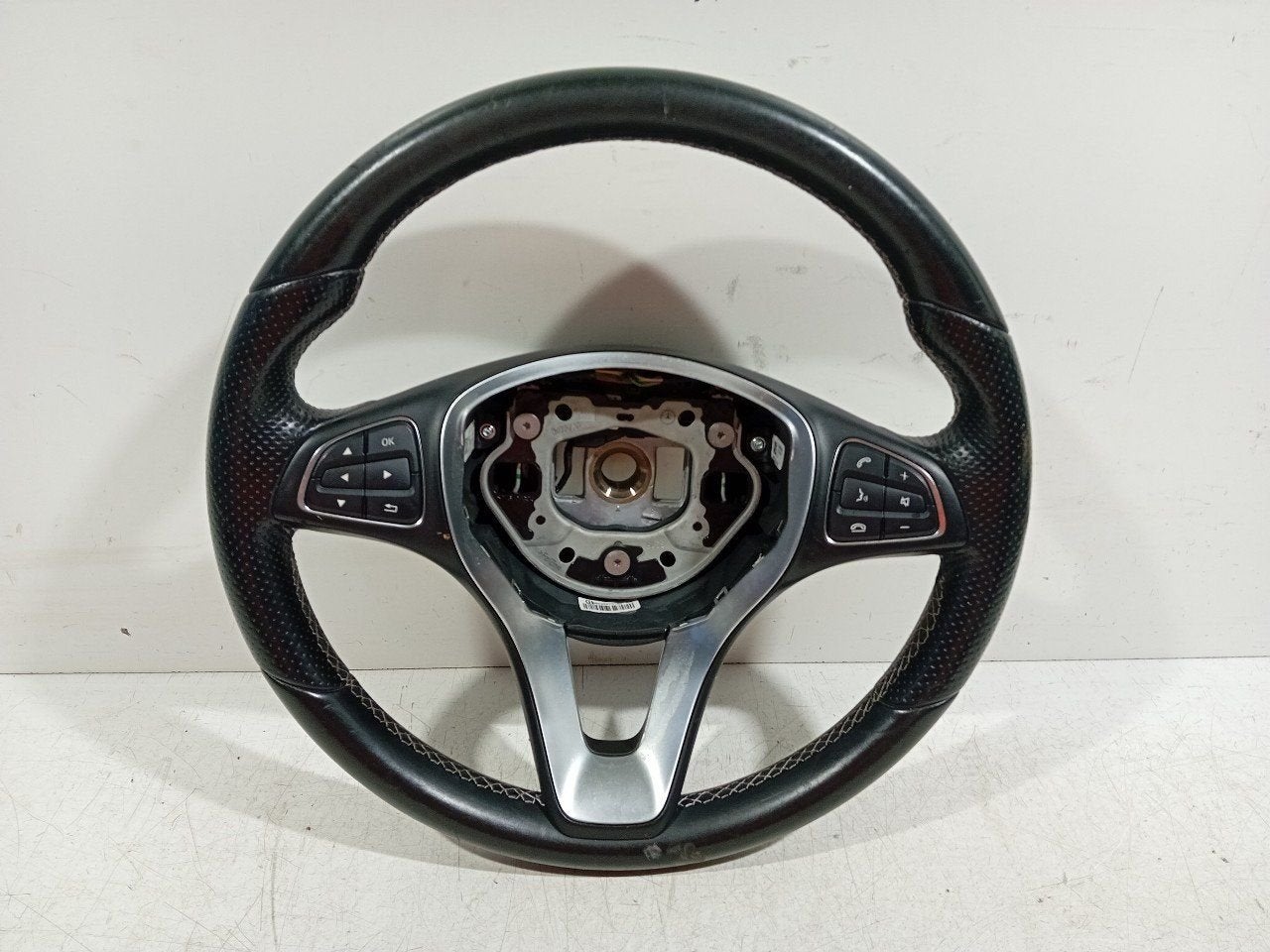 Stuur Mercedes-Benz CLA, Onderdelen@venauto.nl, Van der Ven Autorecycling B.V., Gebruikt, Ettenseweg 76, 4706 PB Roosendaal, The Netherlands