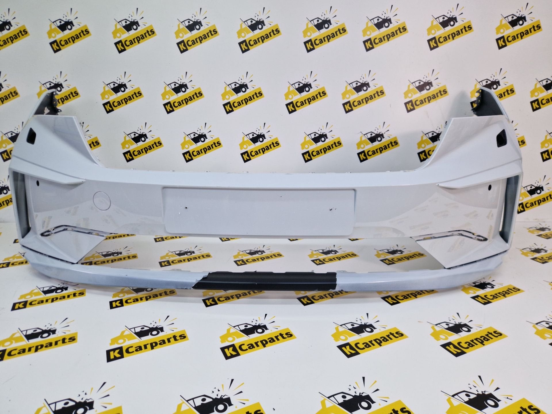 VOORBUMPER SKODA ENYAQ PDC KLS 2021-2023 bumper 5LA807221, Infoline@skoda-auto.cz, Pare-chocs, Tr. Vaclava Klementa 869
293 01  Mlada Boleslav, CZ
