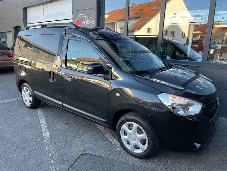 DACIA DOKKER UTILITAIRE 2PL, Autos, Dacia, Achat, Entreprise, https://public.car-pass.be/vhr/91f7fa01-71c3-47db-8834-1376020dc4c4