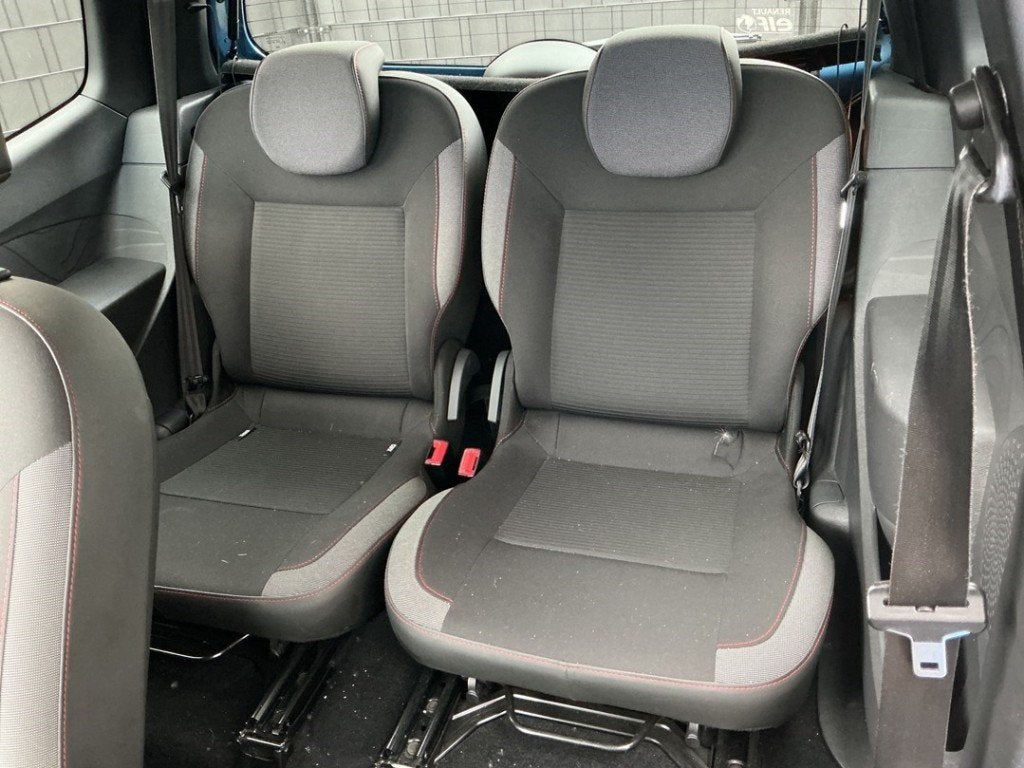 VEILIGHEIDSGORDEL RECHTS ACHTER Renault Twingo II (CN), Gebruikt, Renault, Peter-Huppertz-Straße 5
51063  Köln, DE, Dialog.deutschland@renault.de