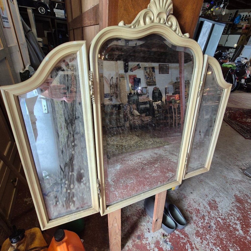 3 delige spiegel brocante, Ophalen