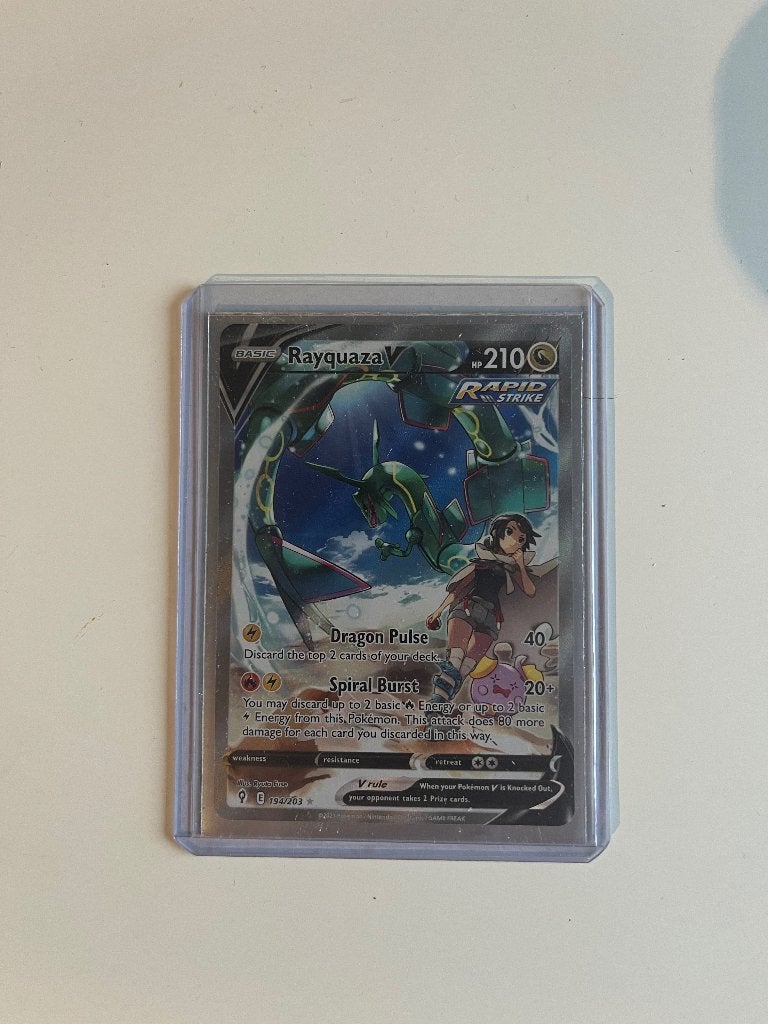 Rayquaza V #194 - Pokemon Evolving Skies, Enlèvement ou Envoi, Comme neuf, Cartes en vrac, Foil