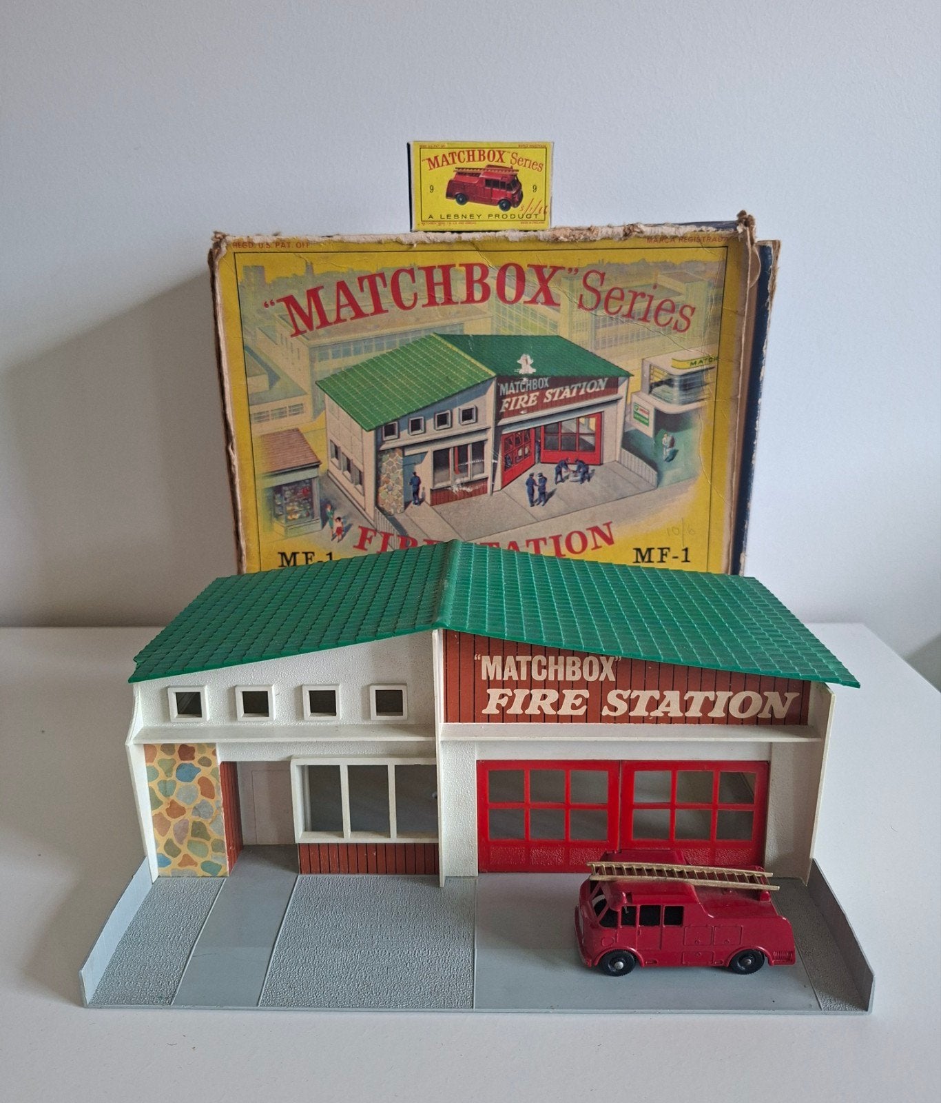 Matchbox MF-1 fire station, Hobby & Loisirs créatifs, Voitures miniatures | 1:43, Enlèvement ou Envoi, Matchbox