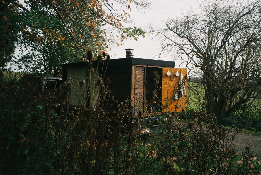 Houten caravan of cabane, Jusqu'à 2
