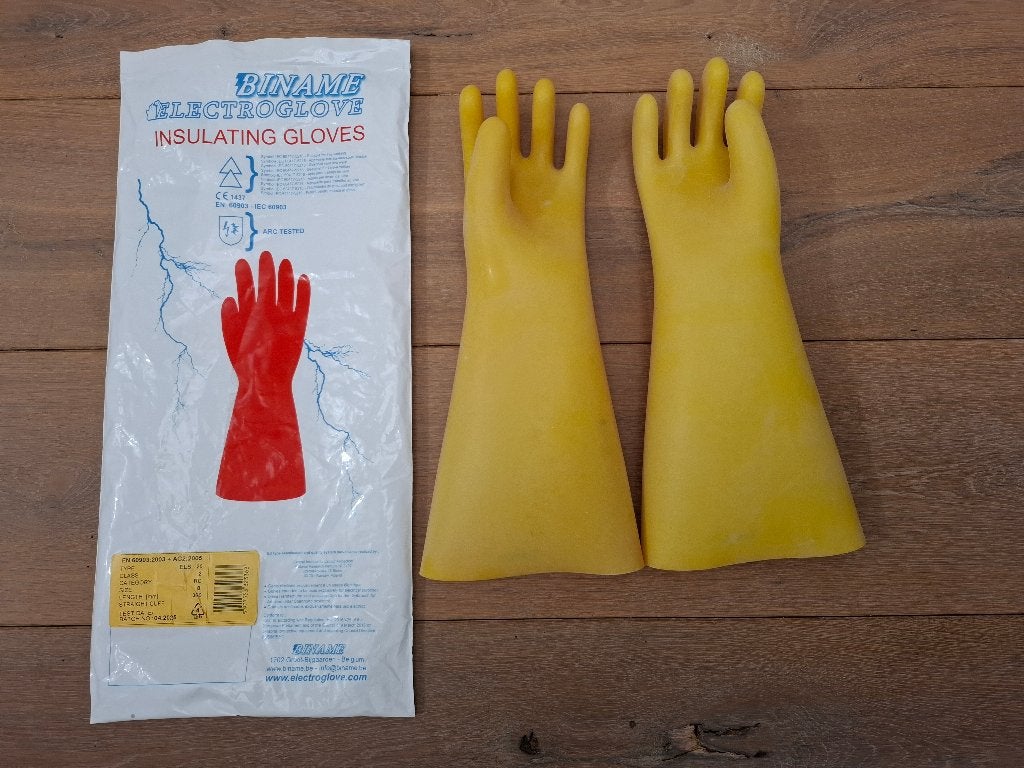 Gants isolants - Binamé - Classe 2 (M) - NEUFS, Envoi, Neuf