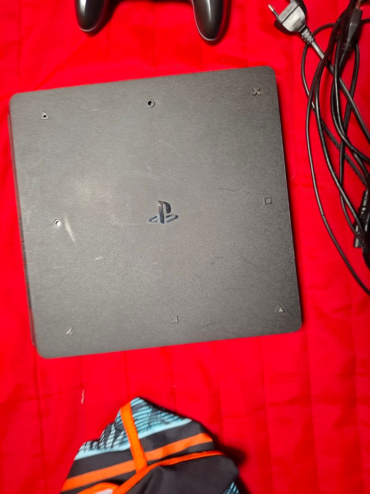 ps4 mannete rgb version ps4 forme ps5 tout les cables avec, Informatique & Logiciels, Enlèvement, Multi-touch, Comme neuf, Sans fil