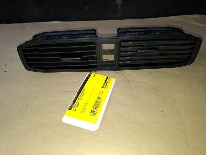 Grille aération tableau de bord d'un Volkswagen Caddy, Volkswagen, -, 3 mois de garantie, Utilisé